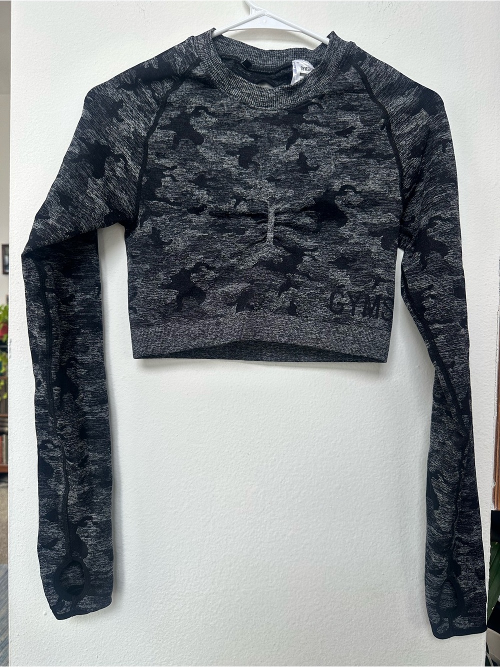 Gym Shark Cropped Long Sleeve Seamless Workout Top - Black & Charcoal Camo